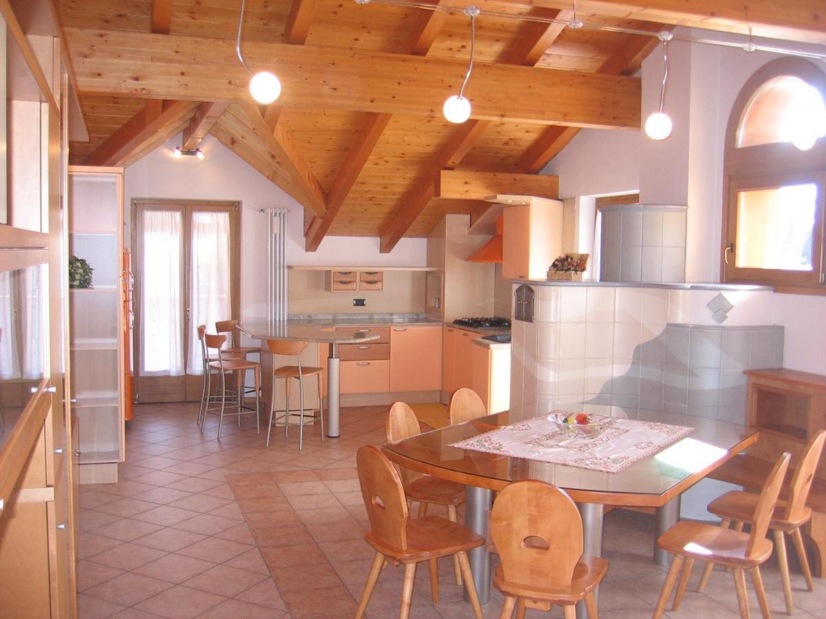 Attico In Legno Ad Andalo Apartment Bagian luar foto