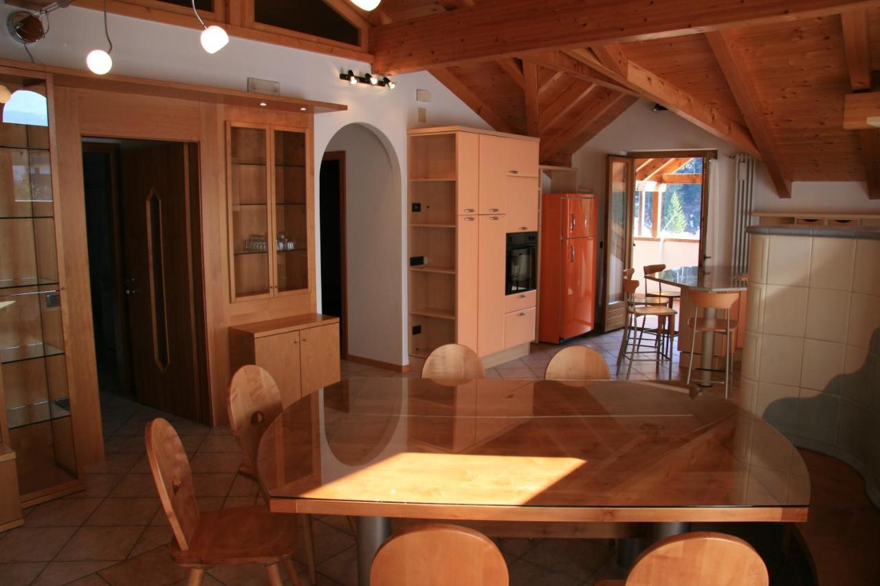 Attico In Legno Ad Andalo Apartment Bagian luar foto