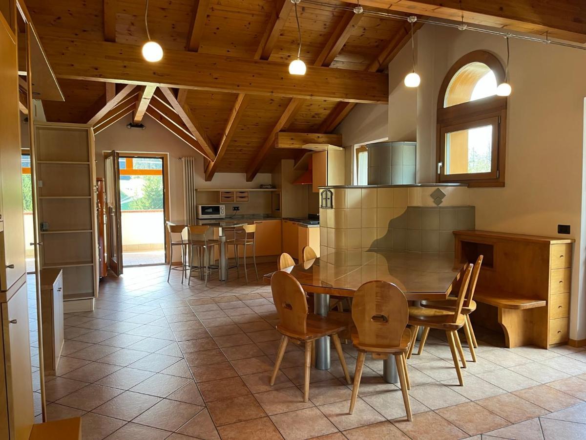 Attico In Legno Ad Andalo Apartment Bagian luar foto