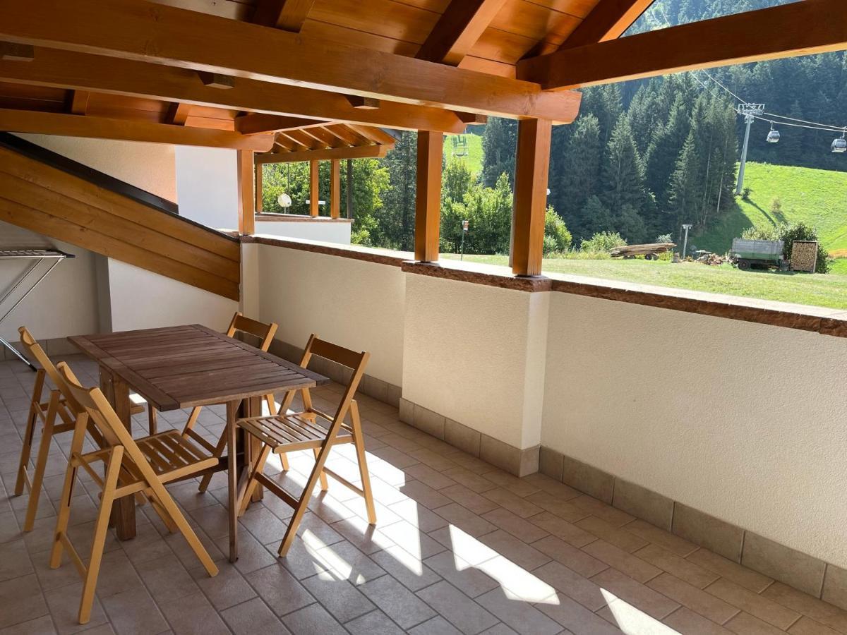 Attico In Legno Ad Andalo Apartment Bagian luar foto