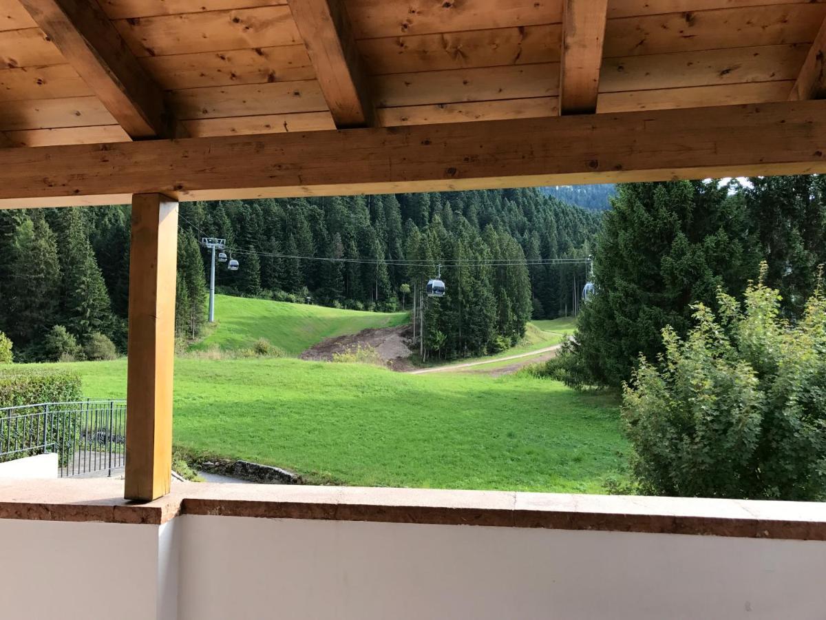Attico In Legno Ad Andalo Apartment Bagian luar foto